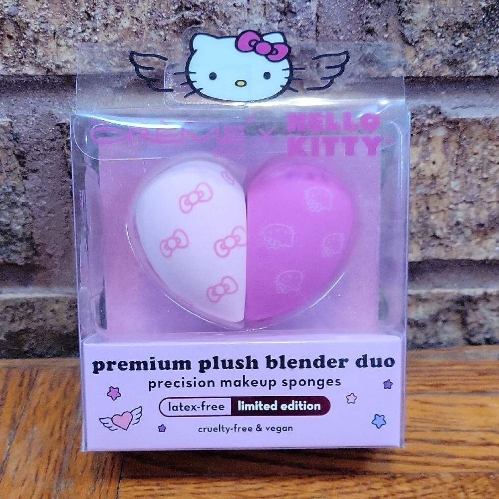 Hello Kitty Lot with Makeup Sponges and Tin with Makeup Brushes New in Packaging - Picture 3 of 7